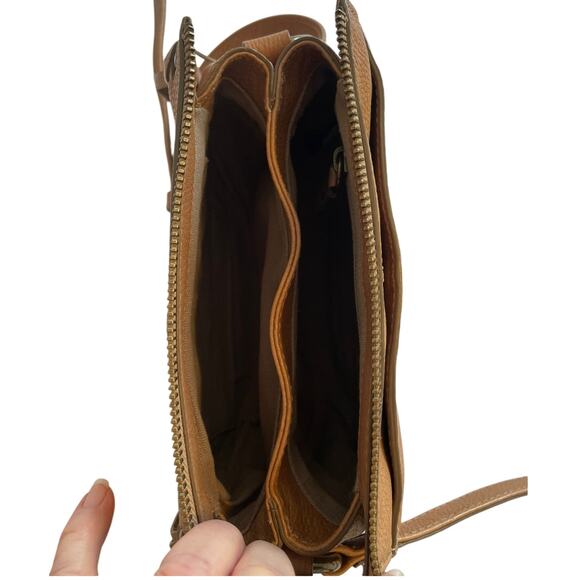 Frye Meadows Mini Crossbody Leather Bag Brown NWOT - Picture 13 of 14